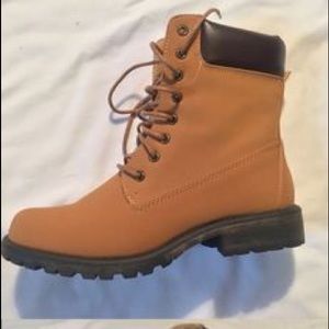 Look alike timberland boots